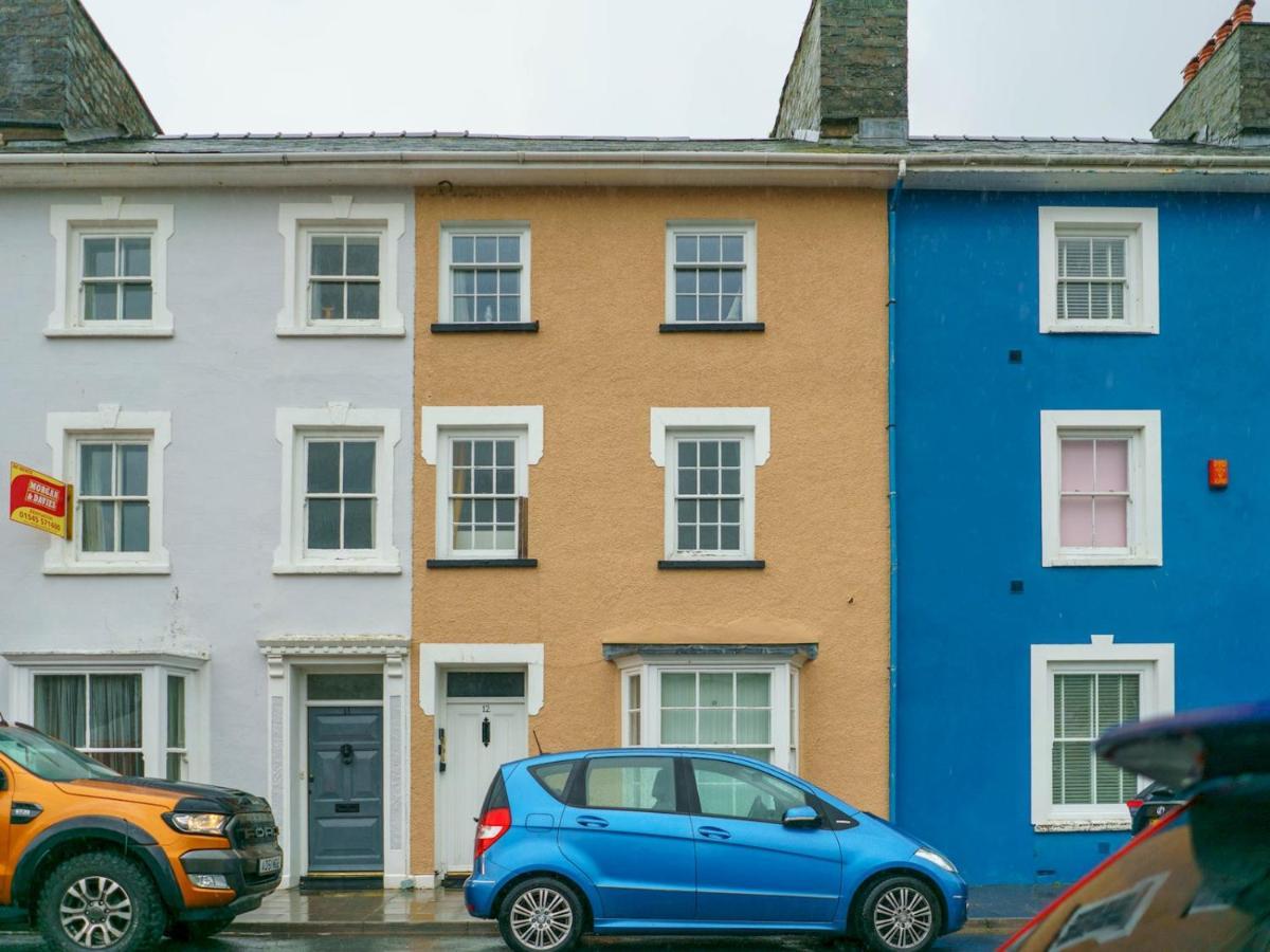 Pass The Keys Modern 2 Bed Flat Overlooking Aberaeron Harbour Buitenkant foto