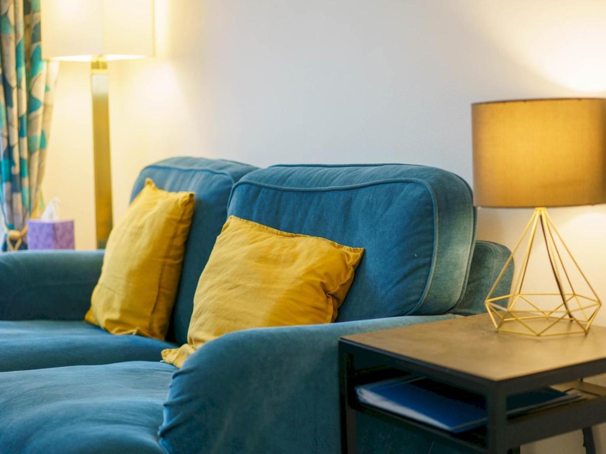 Pass The Keys Modern 2 Bed Flat Overlooking Aberaeron Harbour Buitenkant foto